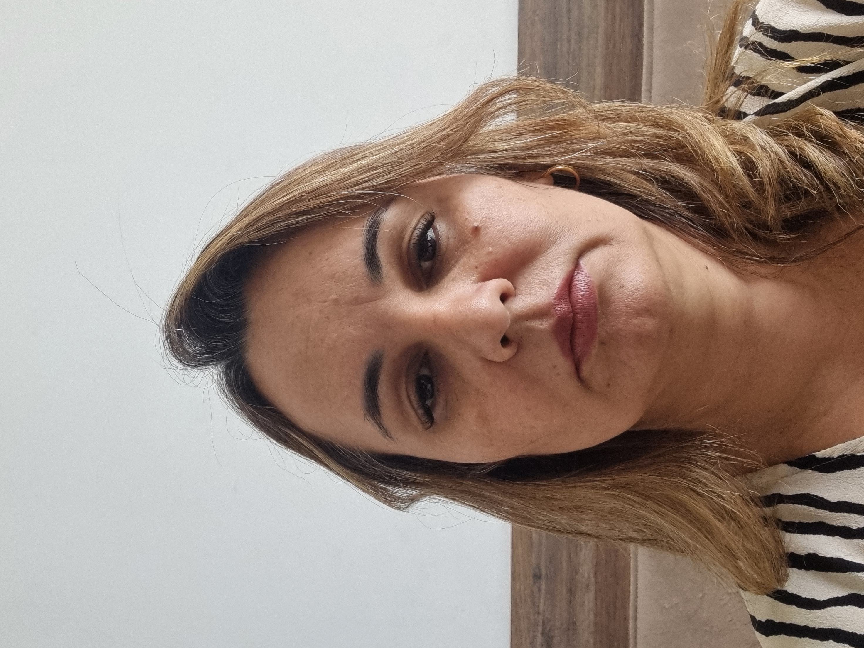 MANOELA